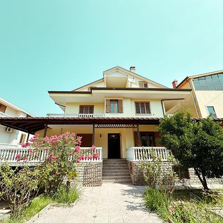 Vizion Hotel Shkodër エクステリア 写真
