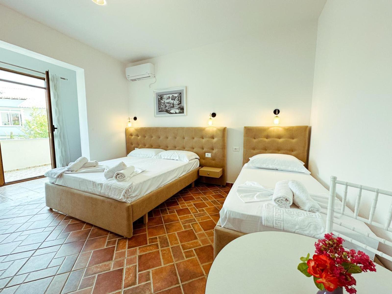 Vizion Hotel Shkodër エクステリア 写真