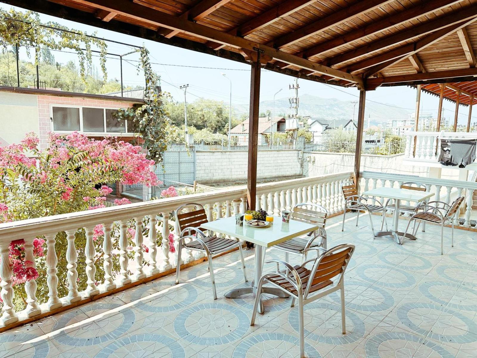 Vizion Hotel Shkodër エクステリア 写真
