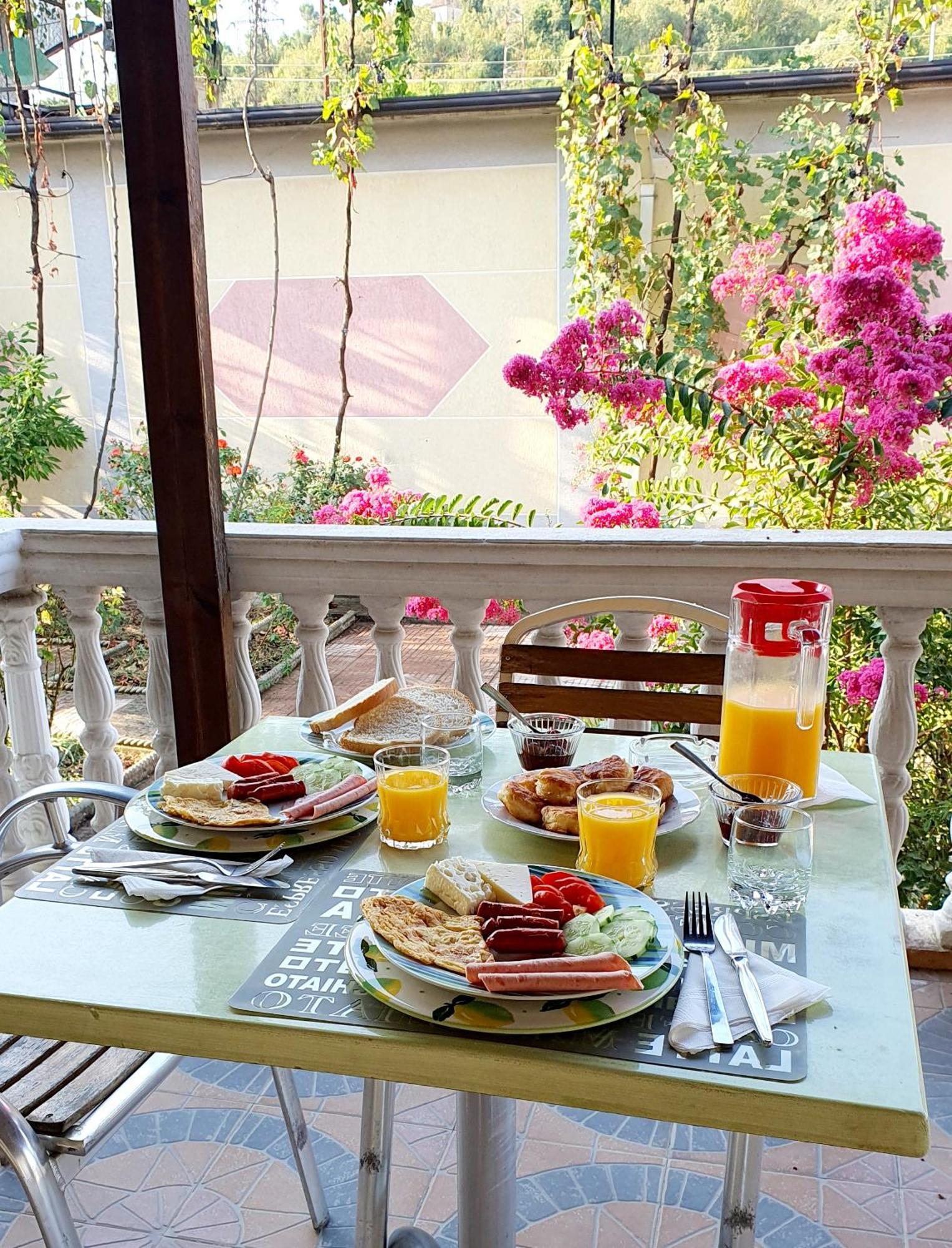 Vizion Hotel Shkodër エクステリア 写真